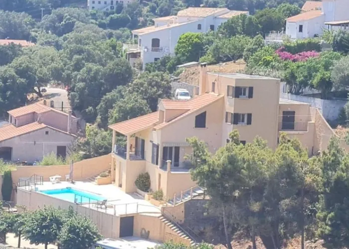 Les Gites De Pietra Rossa